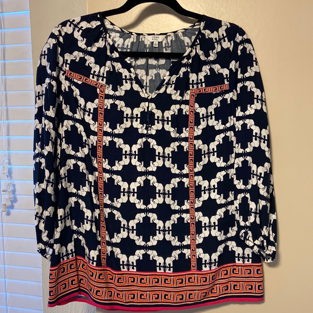 Fun Crown & Ivy elephant pattern top.  Size Medium
